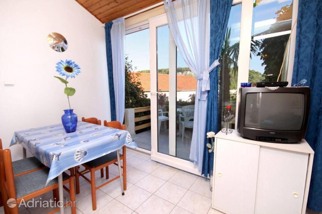 Villa Marga Jelsa  Exteriör bild