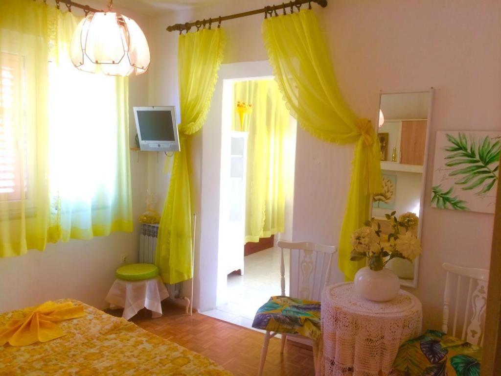 Villa Marga Jelsa  Exteriör bild